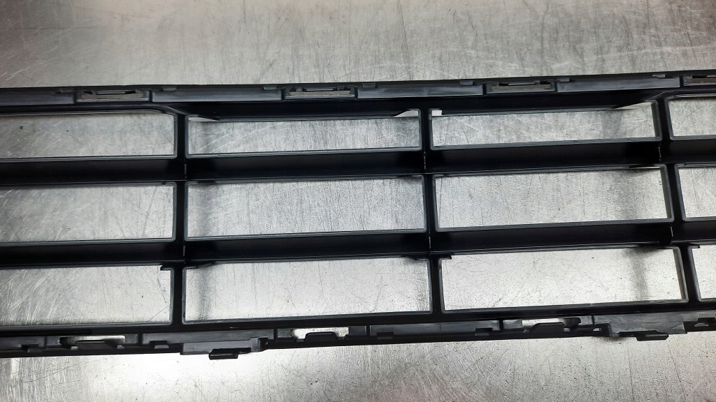 фото №8, Решётка бампера 32296070 volvo xc60 ii 17-22r nowa