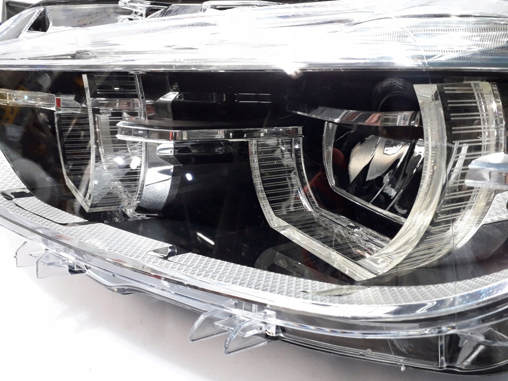 Bmw f30 f31 lci рестайлінг  фара фара перед led ліва 7471305 Зі Шроту