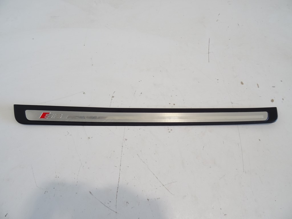 фото №1, Audi a5 молдинг поріг права 8to853374