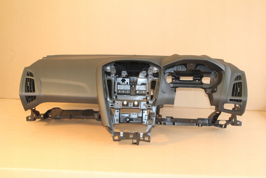 фото №1, Консоль приборная панель приборная панель ford focus mk3 lift anglik uk