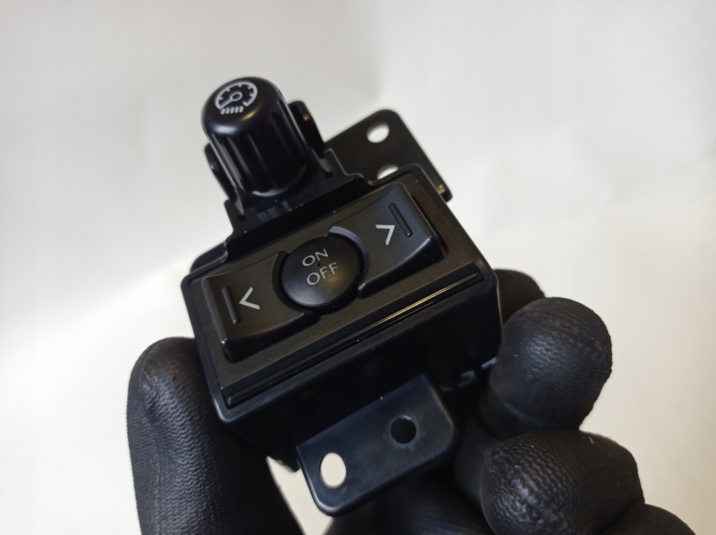 фото №9, Перемикач круїз-контроль регулювання lexus is 250 15a984