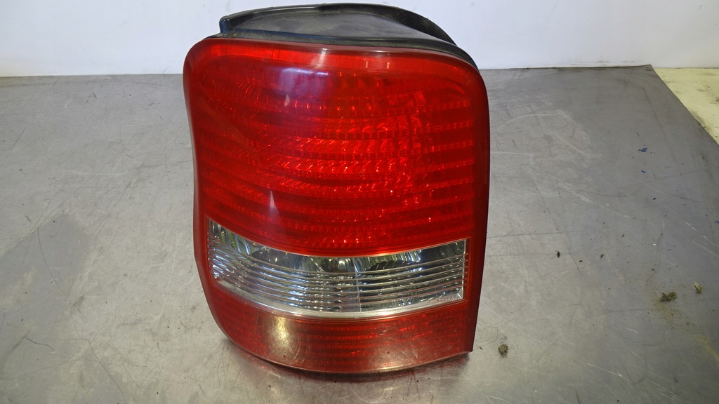 фото №1, Лампа левая задняя kia carnival i lift 2.9