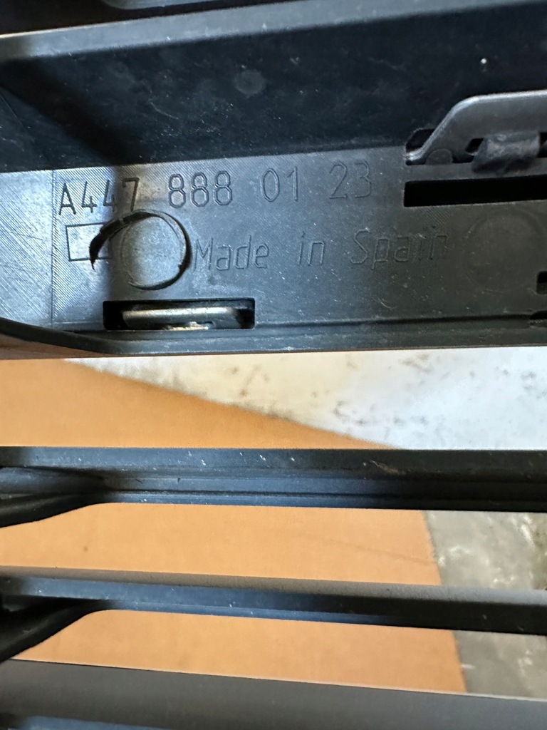 фото №6, Mercedes vito 447 v-klasa решётка радиатора решётка радиатора передняя оригинальная