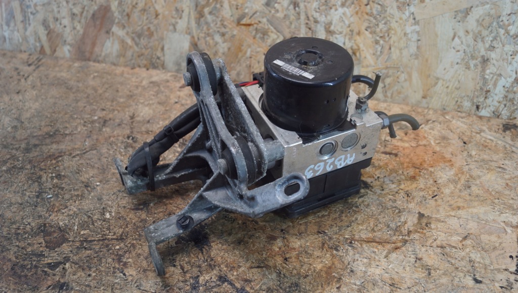 фото №6, Насос abs mercedes c w204 a1729014100