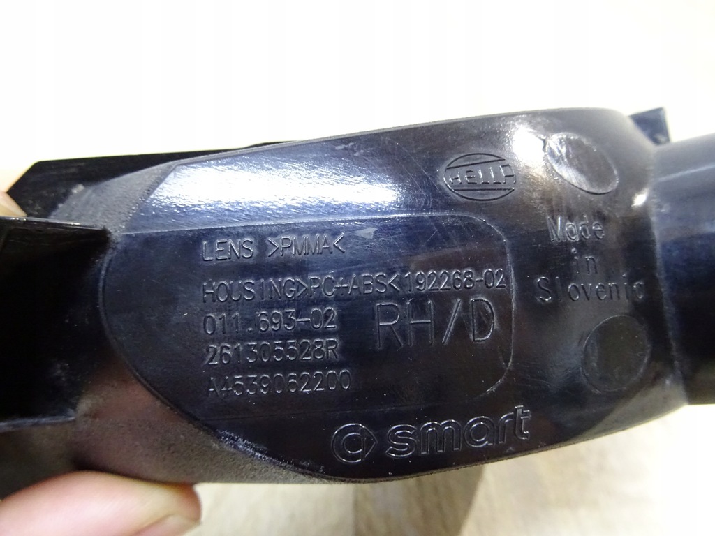 фото №9, Smart fortwo 453 противотуманная фара правый coupe 261305528r