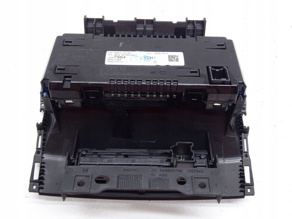 Дисплей экран часы панель переключатель 13267984 opel astra iv j Цена