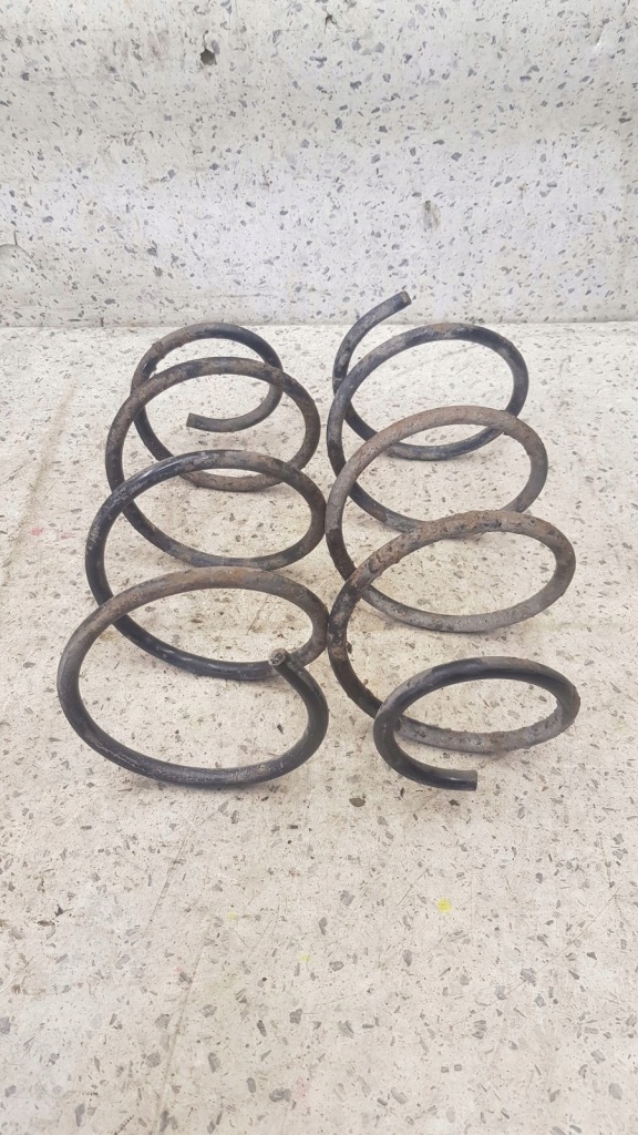 Купити Пружини alfa romeo 147 2.0 16v задній комплект