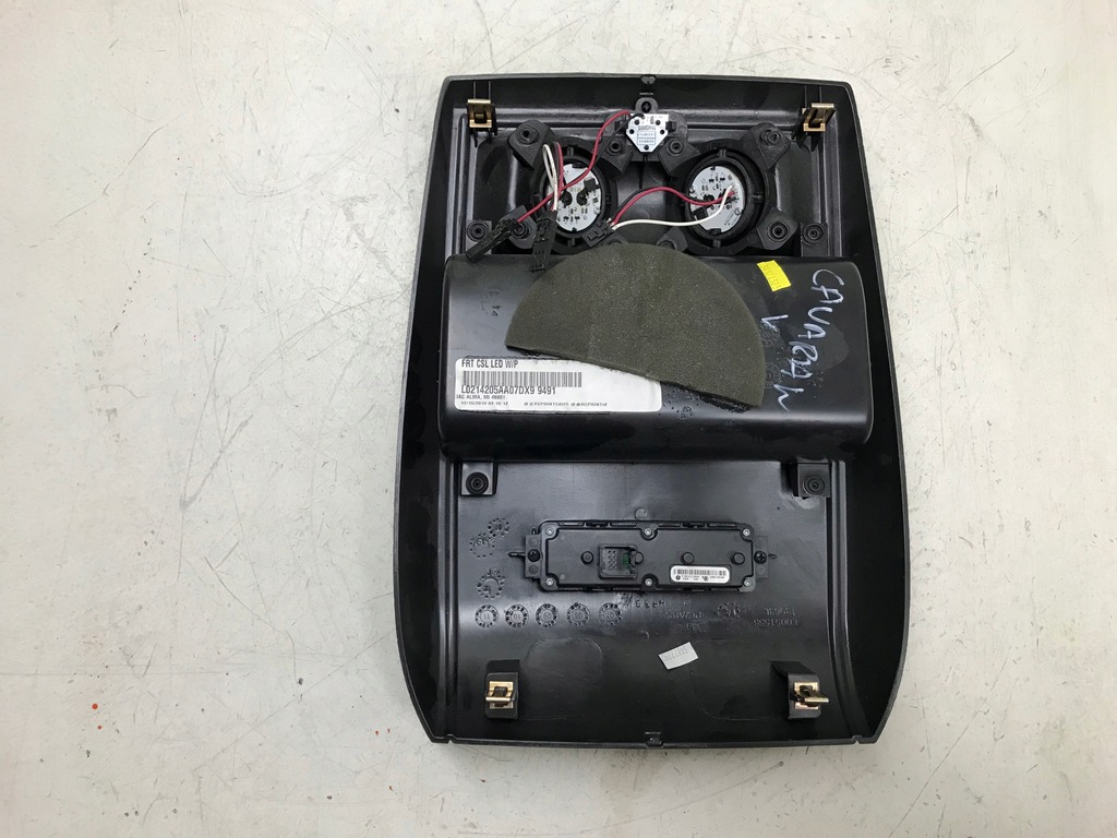 фото №5, Dodge caravan v voyager v лампа потолочный czarna