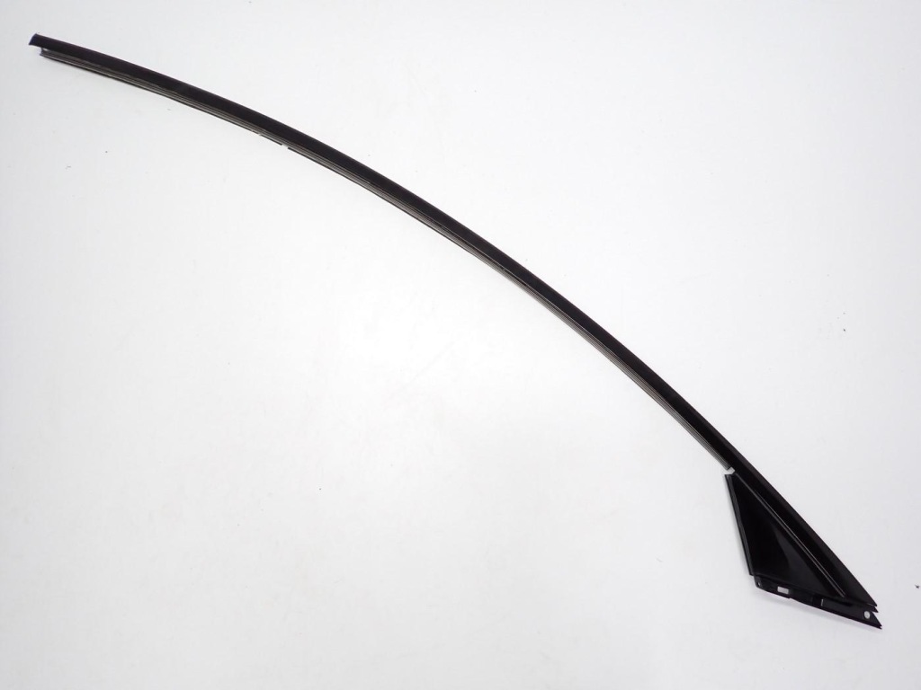 Купити Молдинг захист стійка двері правий перед 1128708-00-c tesla model x 18r