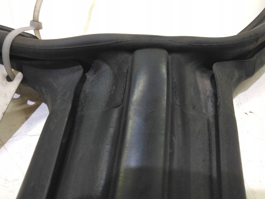 фото №11, Subaru forester i 98-02 прокладка дверь задняя левая