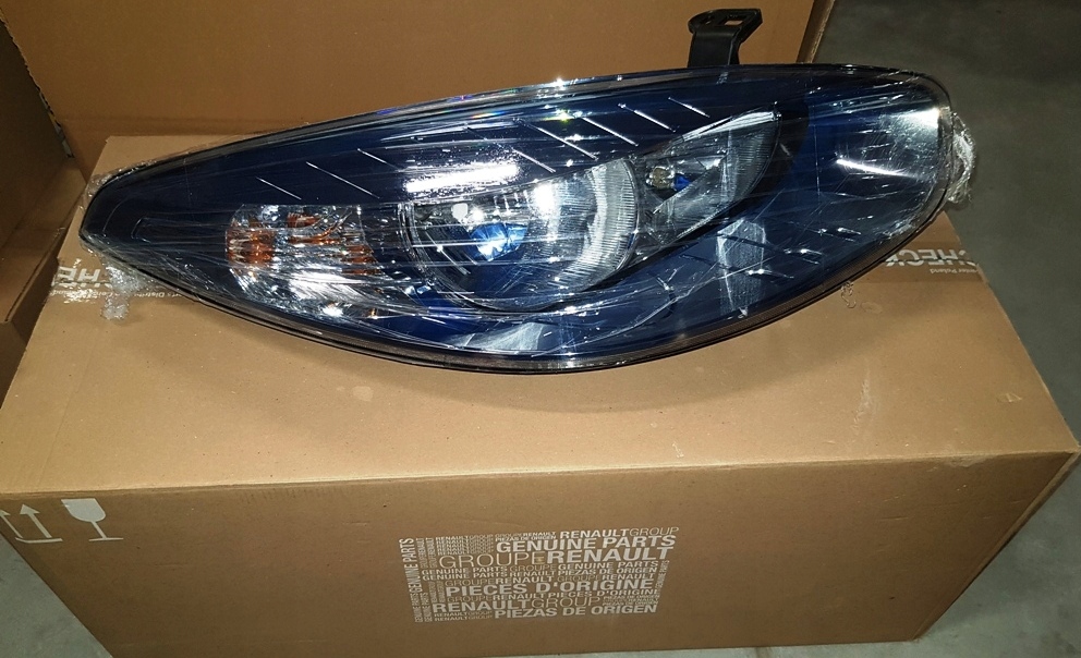 фото №2, Фара renault fluence правий хром 260105585r