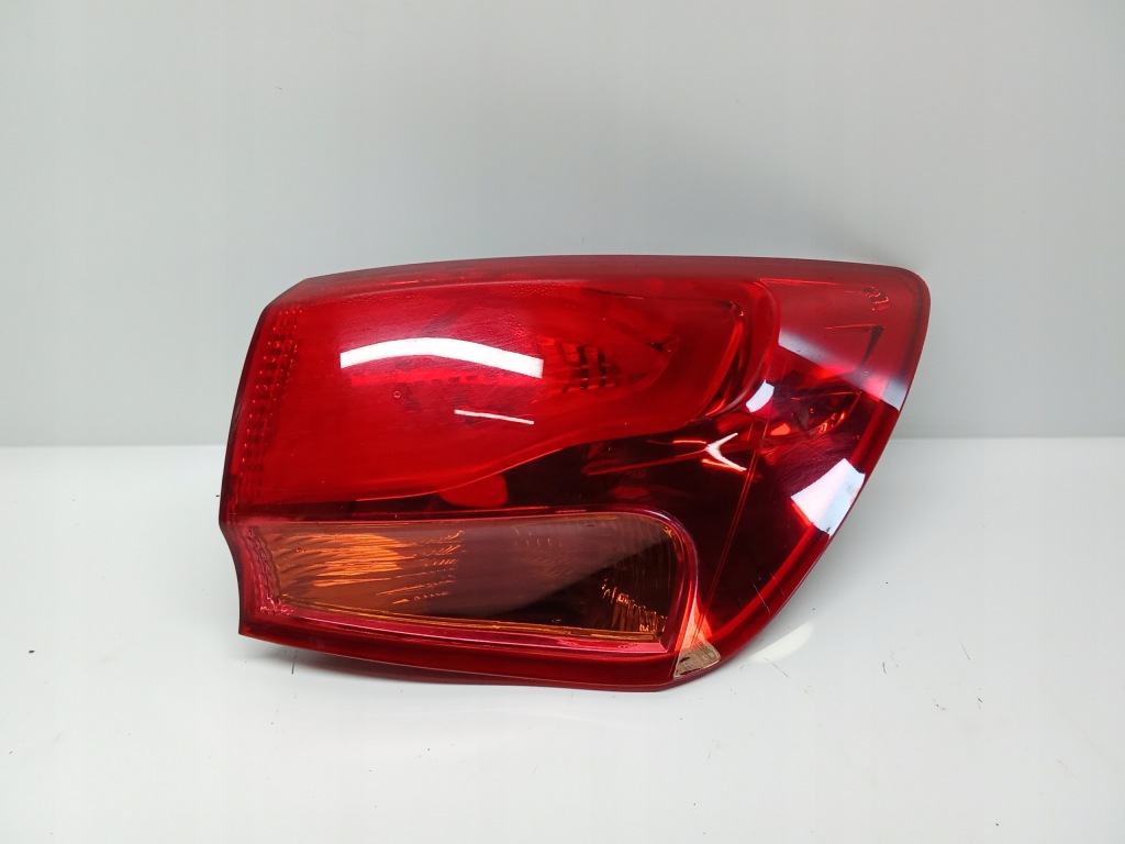 фото №1, Kia ceed ii fl lift лампа задняя правая идеальное состояние kpl 92402-a23