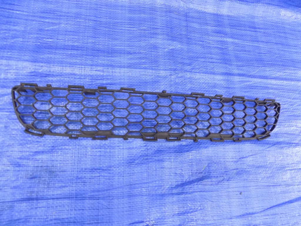 фото №1, Решётка бампера toyota corolla verso 06r.