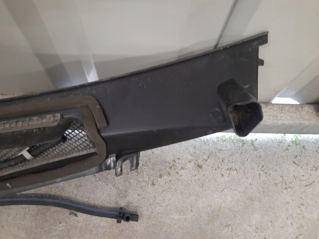 фото №8, Mercedes glk x204 09-15 жабо пластиковый a2048302013 usa