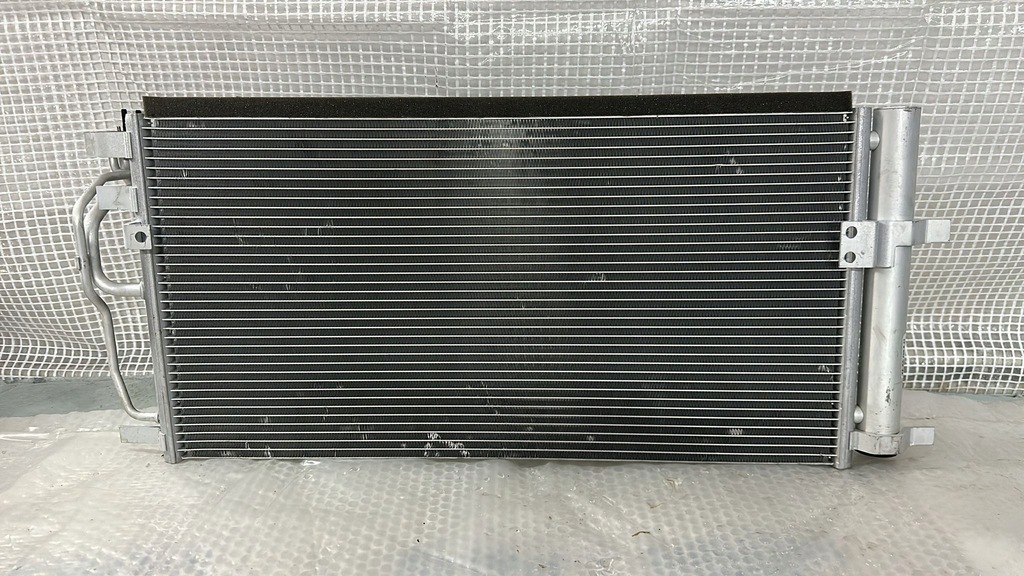 фото №1, Hyundai i30 2017- радиатор кондиционера