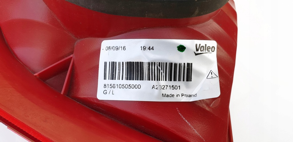 фото №10, Toyota avensis t22 sedan лампа задняя задняя левая - оригинал!