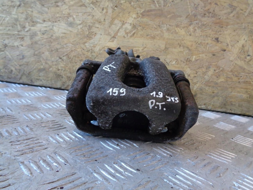 фото №3, Суппорт тормозной правый задняя alfa romeo 159 1.9 jts