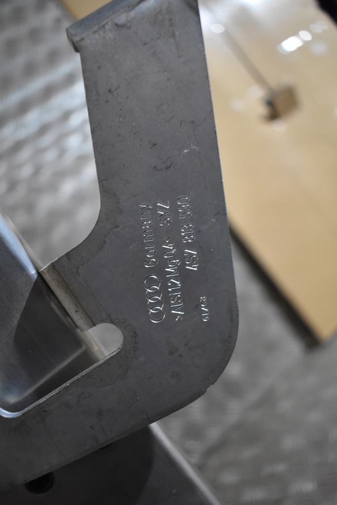 фото №4, Idealna распорка audi r8 1