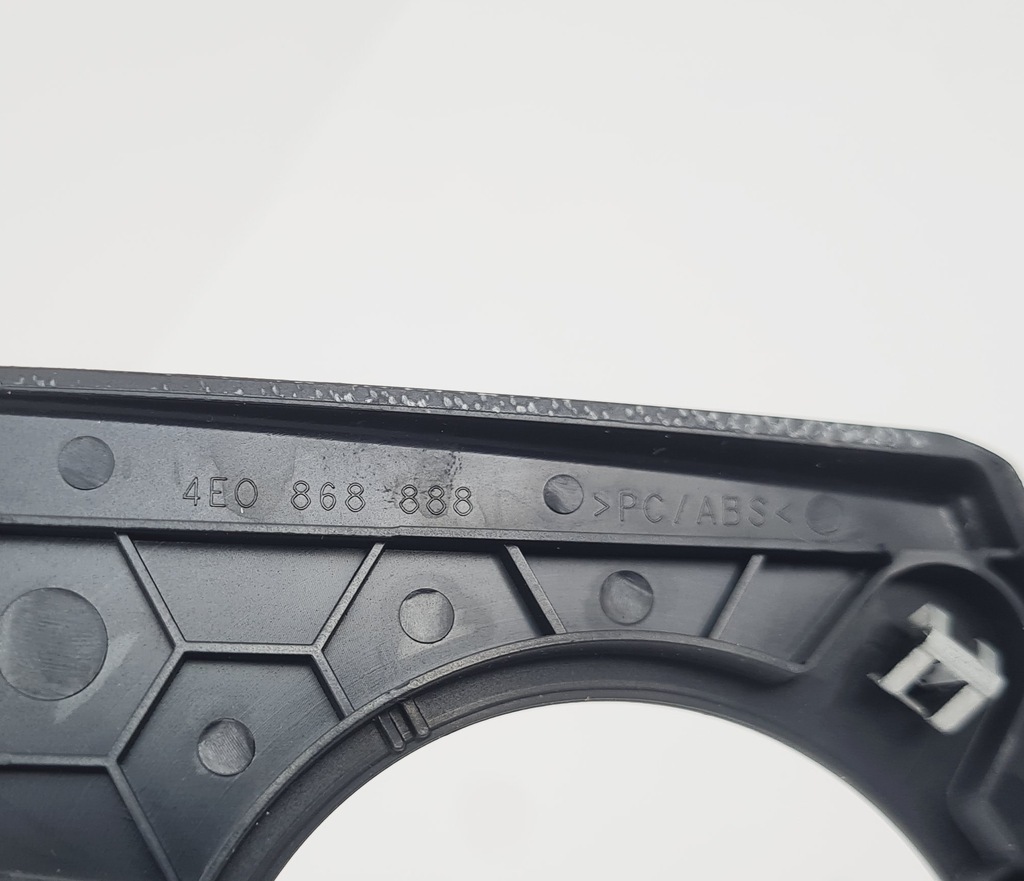 фото №5, Audi a8 d3 накладка динамик bang olufsen панели правая