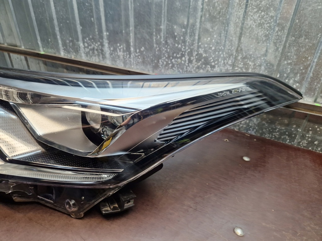 фото №9, Toyota c-hr лампа перед левая правая full led