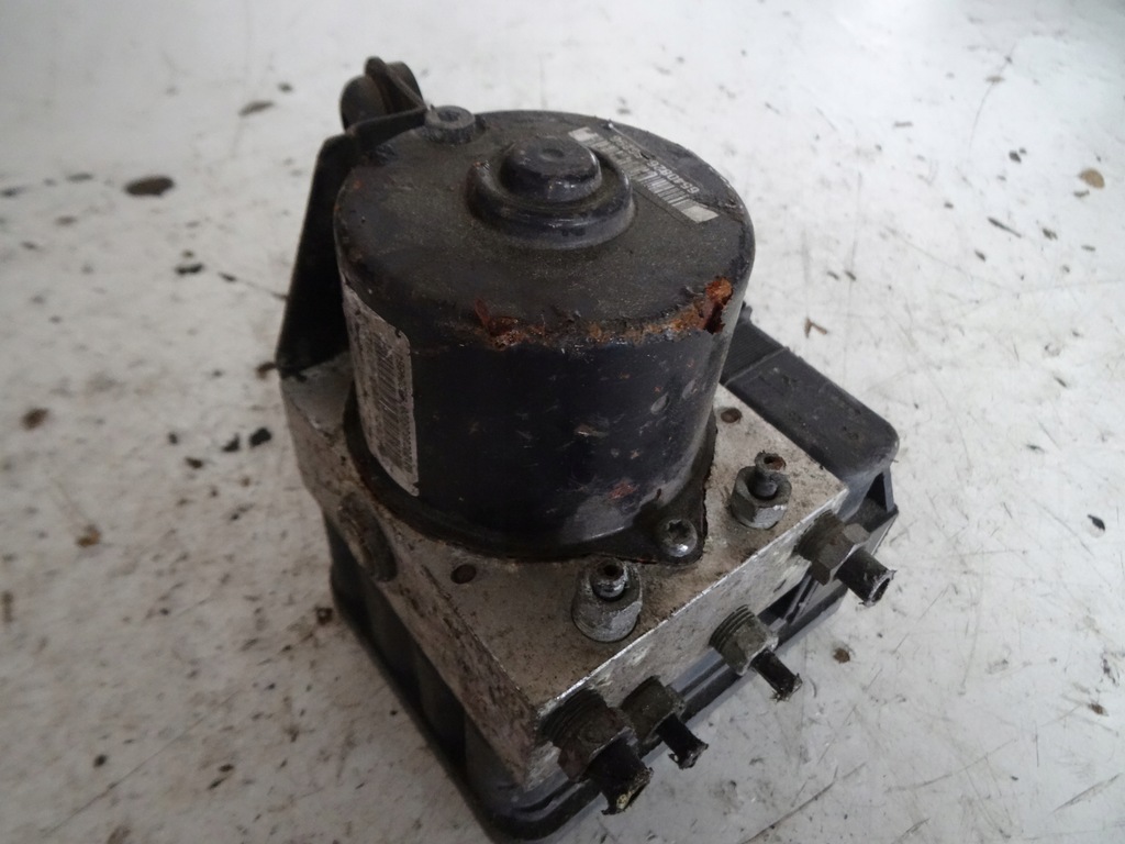 фото №1, Насос abs 30794728 volvo v50