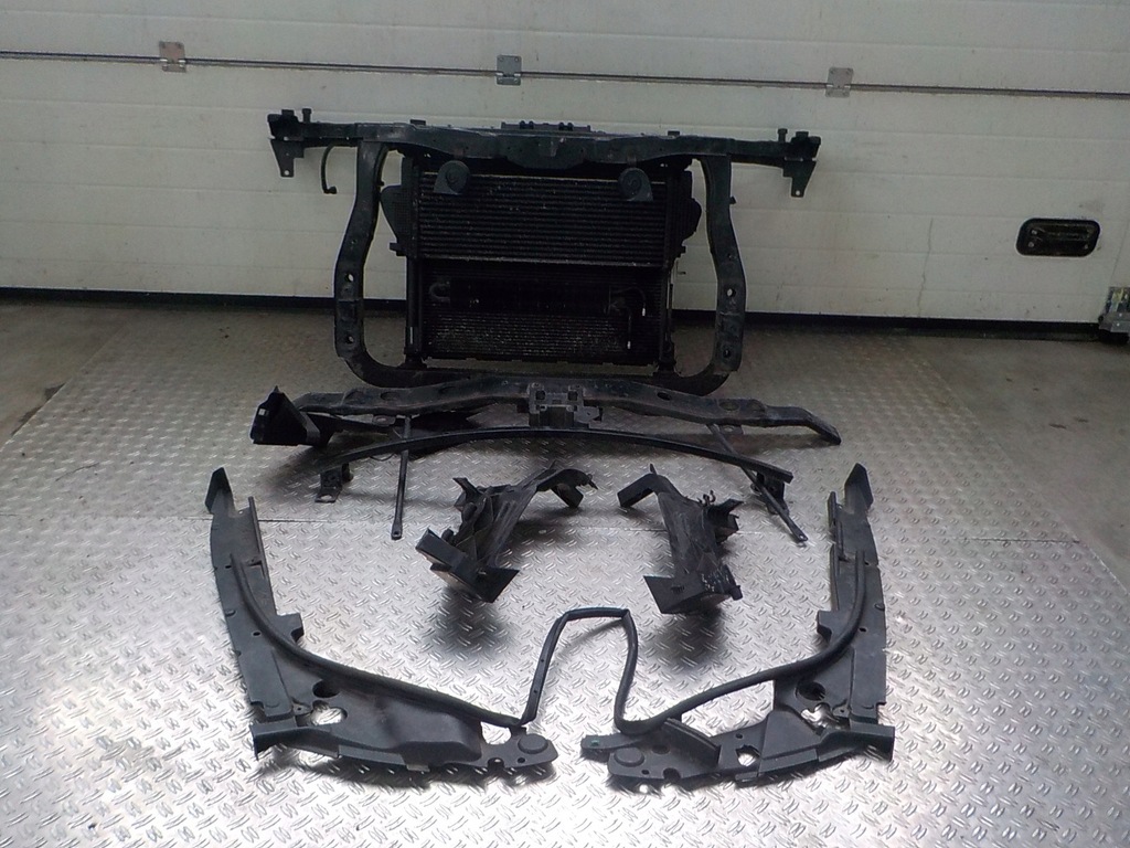 фото №1, Jeep grand cherokee wk2 pas перед радіатор