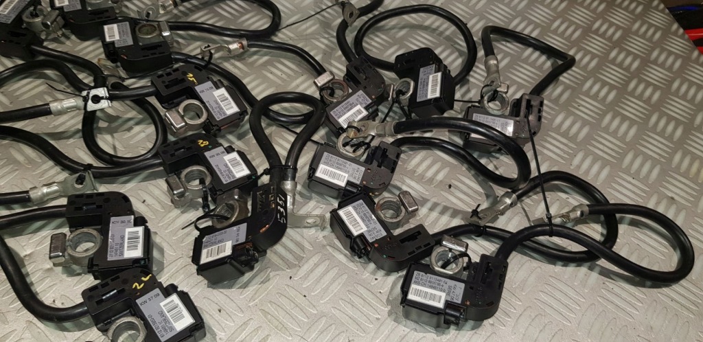 Bmw 5 e60 lci e61 рестайлинг  клемма минус шланг ibs минусовая аккумулятор 9164348 Недорого