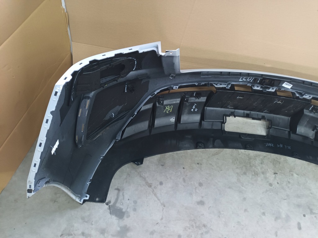 Бампер задний byd уплотнитель задний с Разборки