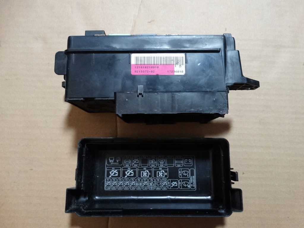 фото №2, Коробка предохранителей mini r56 r55 r58 r59 r60 1