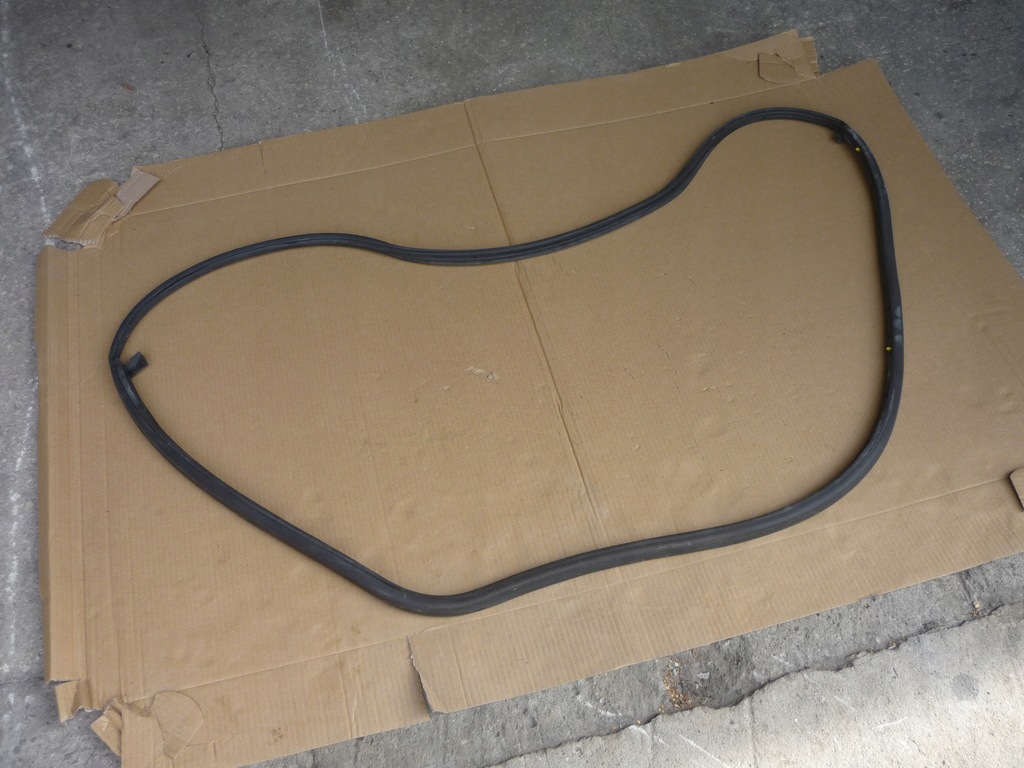 фото №1, Прокладка рамки двері правий задня audi a4 b6 b7 sedan оригінал ładna