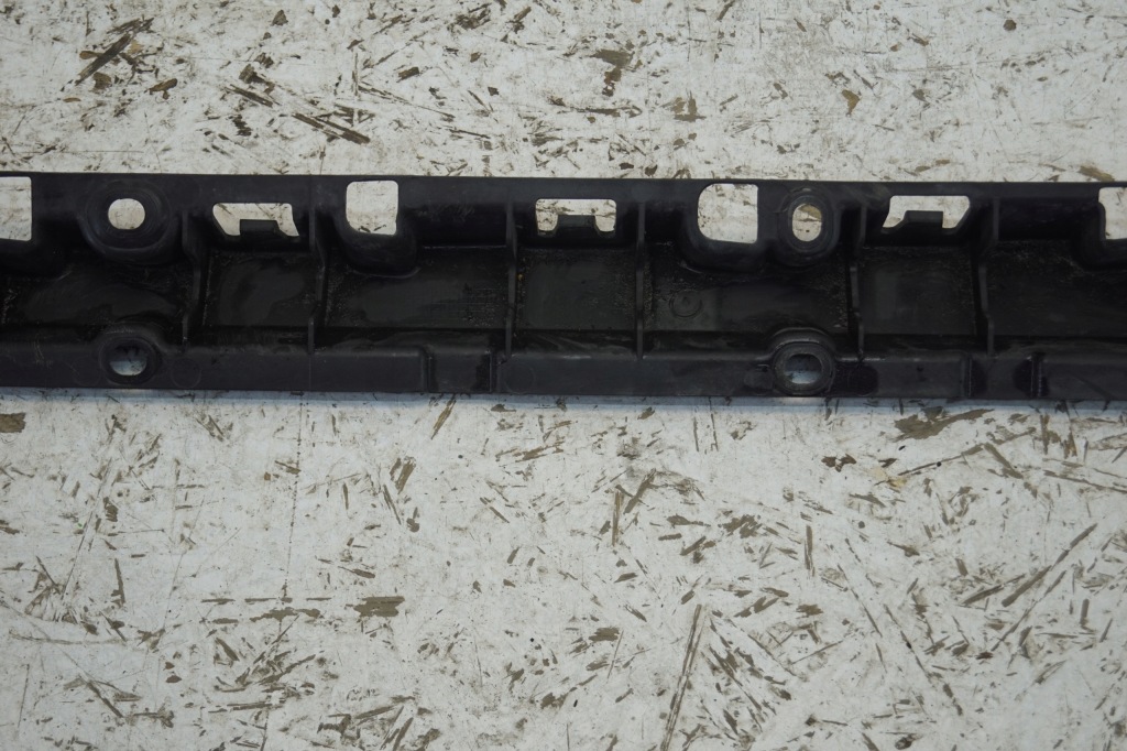 Купить Кронштейн  правый  кронштейн порог bmw x5 e70 7207196