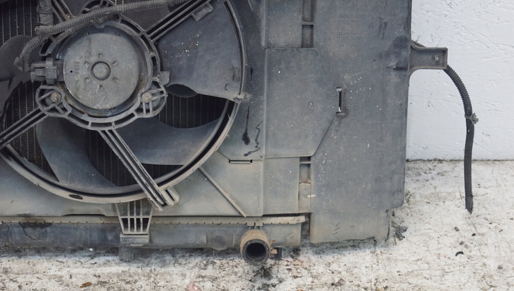 фото №12, Nissan note e11 радіатор wody вентилятор