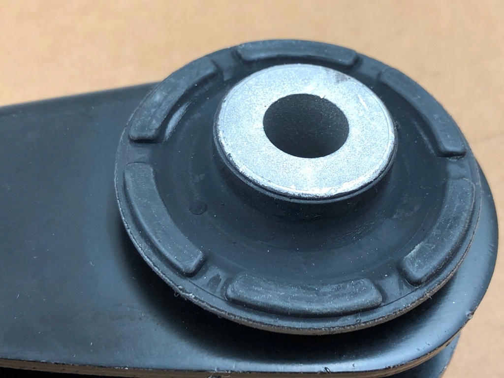 фото №8, Рычаг подвеска oś задняя левая t4a13726 do jaguar f-pace x761 2015-