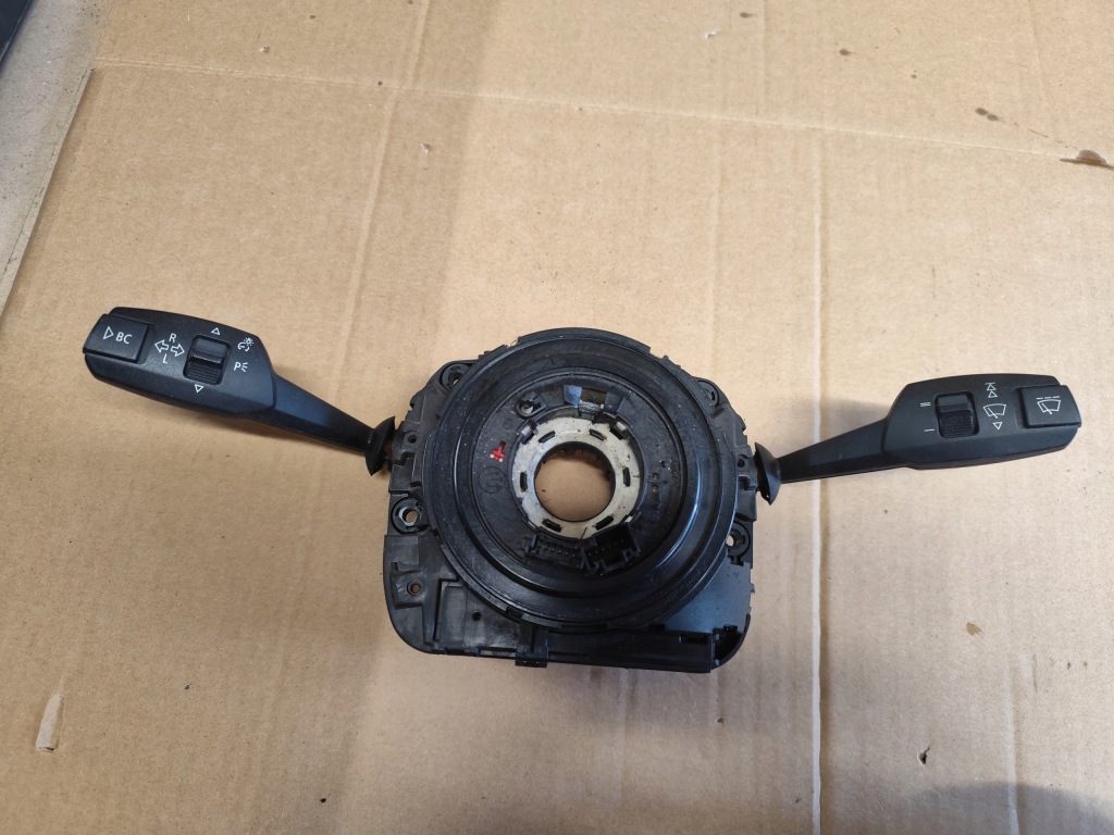 Купити Перемикач підрульовий  bmw e90 3.0d 2004-2008 номер 6989582-02