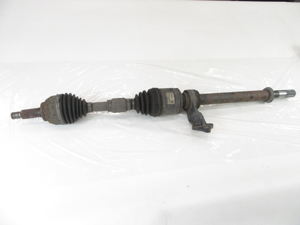 Купити Привідний вал перед права mazda 3 bl 2.2 mzr-cd r2aa gg6425500