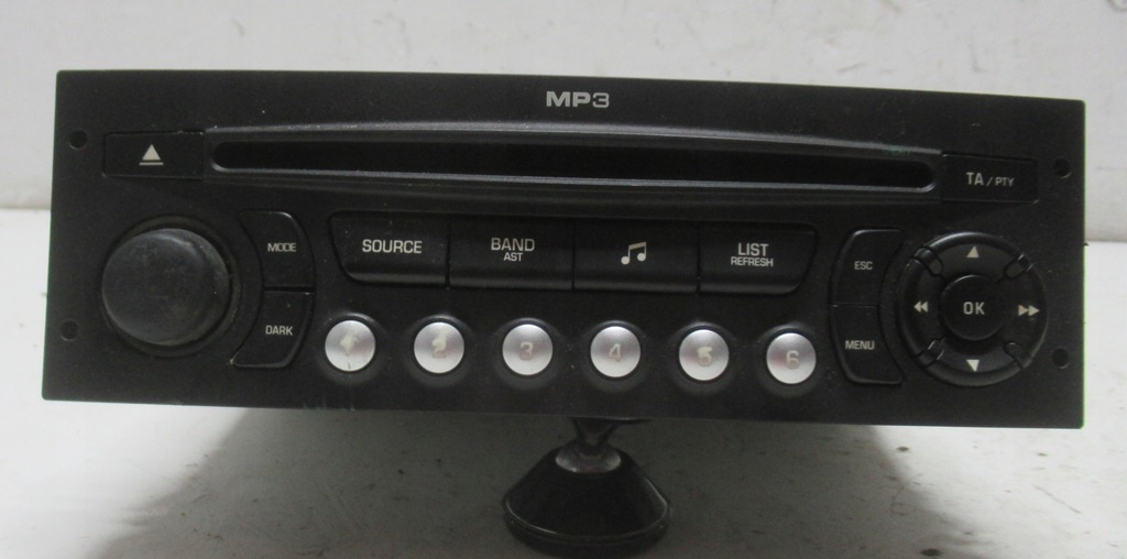 фото №2, Citroen c3 pluriel 1.4 benz. 08r радио cd mp3 96643698xt