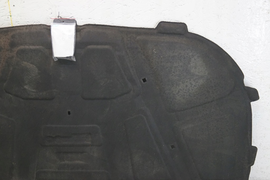 фото №4, Шумоізоляція капот + кліпси audi a4 b8