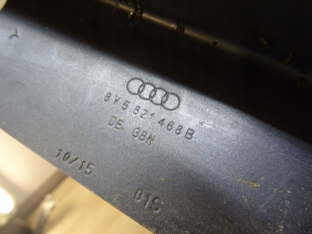 фото №13, Audi a3 s3 8v5 sedan крила перед правий 8v5821468b llu