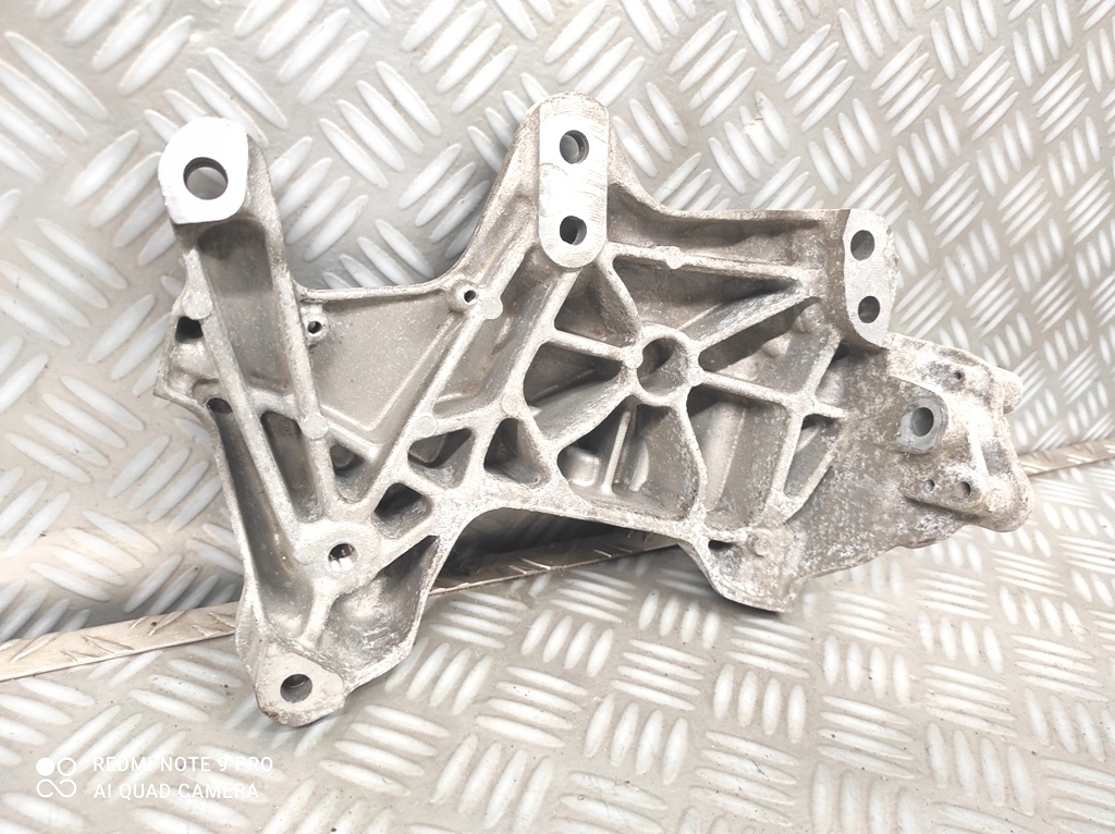 фото №9, Кронштейн кронштейн двигателя 112313054r renault trafic iii 1.6 dci