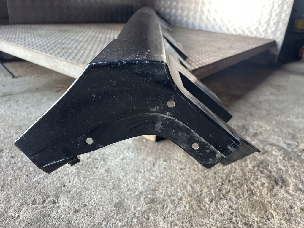 2022 mercedes-benz gls x167 накладка порог a1676906301 Цена