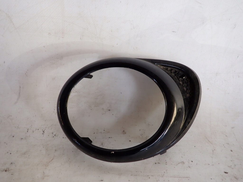 фото №1, Opel adam решётка бампера задняя левый 13355283