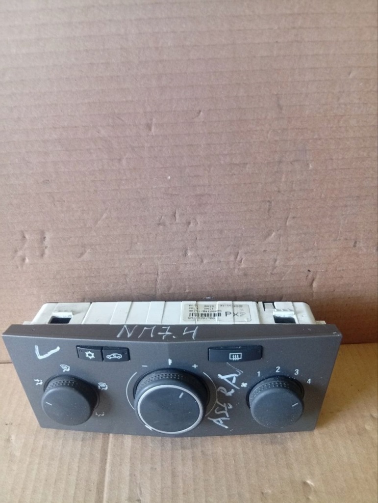 фото №1, Панель обдув кондиціонера opel astra h 90151-241