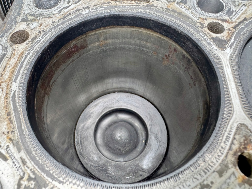 Блок низ  комплектний  jaguar xe xf e-pace 2.0 d 204dtd opolskie Доставка