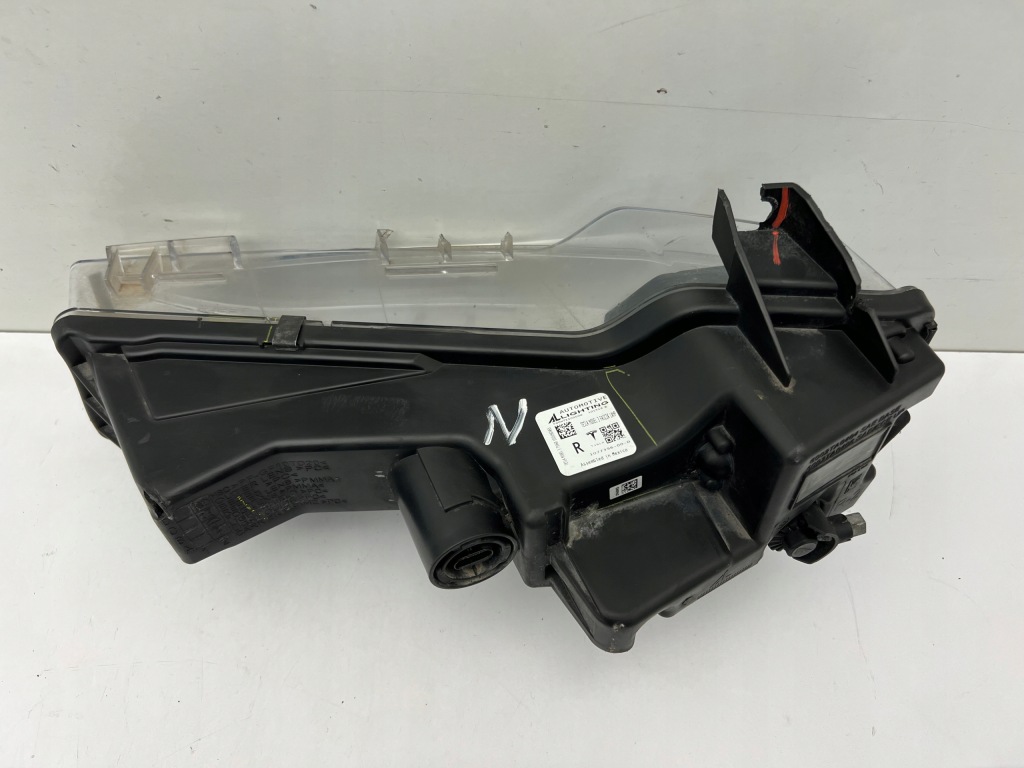 фото №3, Tesla 3 противотуманная фара передний правый drl led n 17-