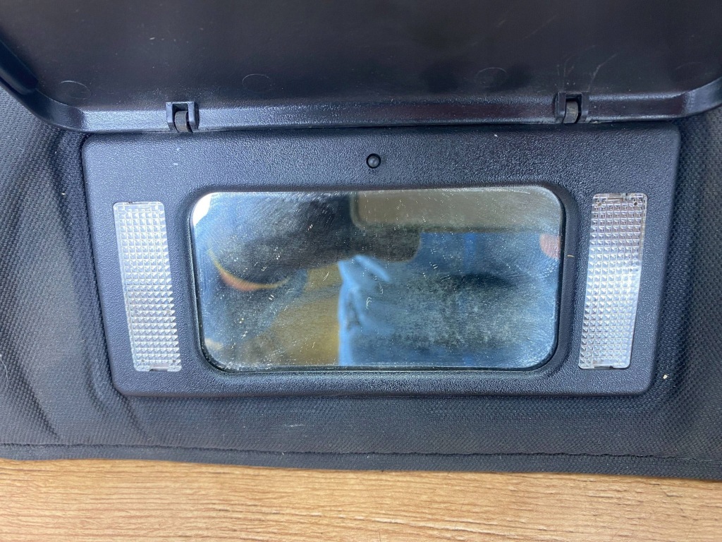 Накладка солнцезащитная chevrolet corvette c6 2005+ с Разборки