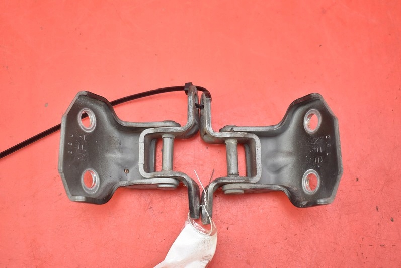 фото №1, Петля петли дверь правый перед subaru legacy 5 v 09-14