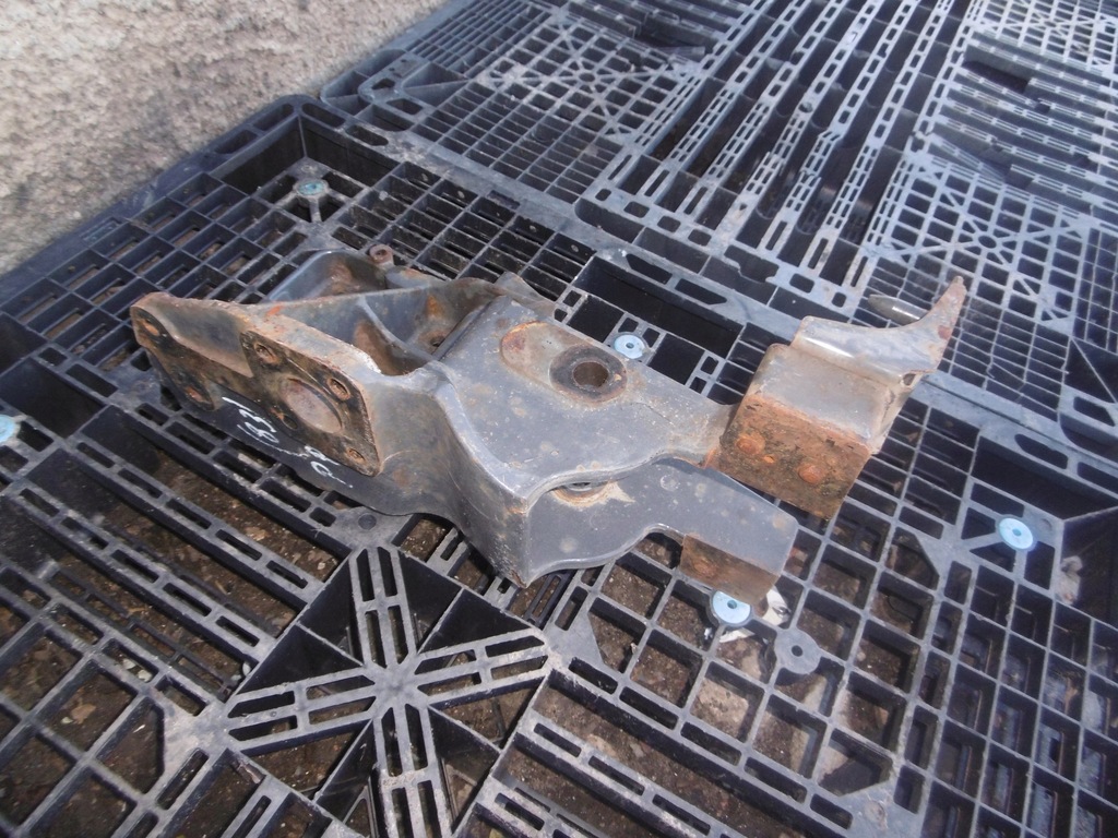 фото №7, Кронштейн кронштейн рессора правый перед magnum dxi 5010574078