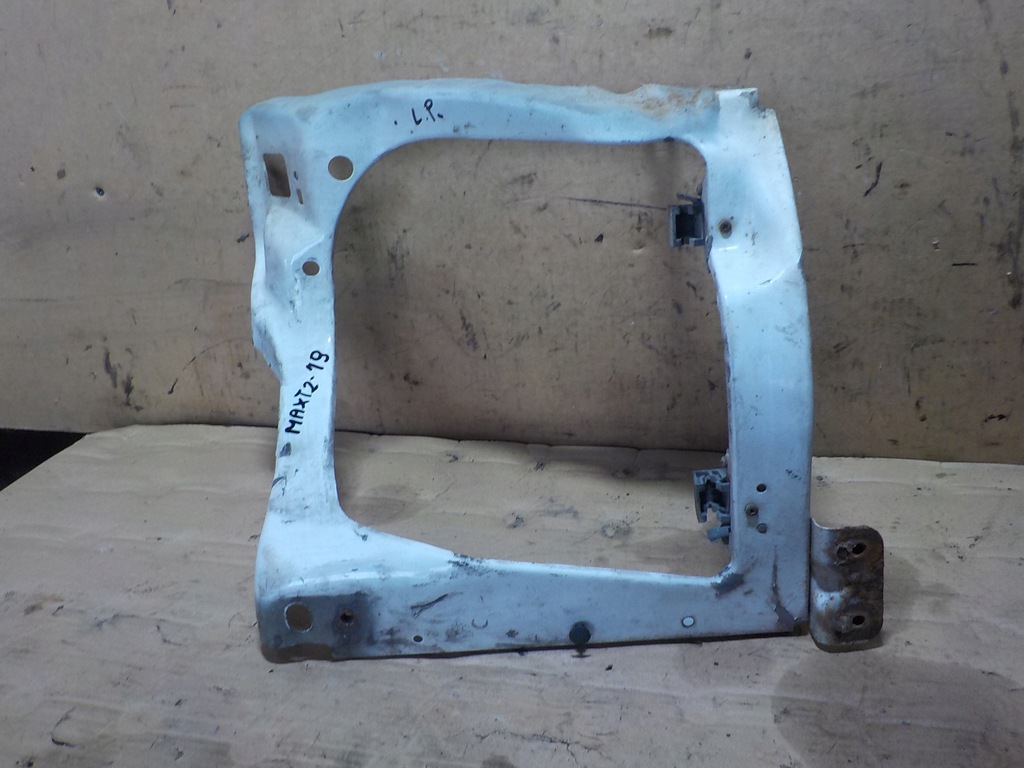 фото №1, Кронштейн лампи лівий перед transit 2.2tdci