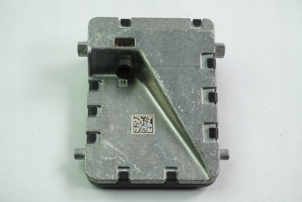 фото №1, Камера ассистент поперечина движения toyota c-hr 8646c-f4040