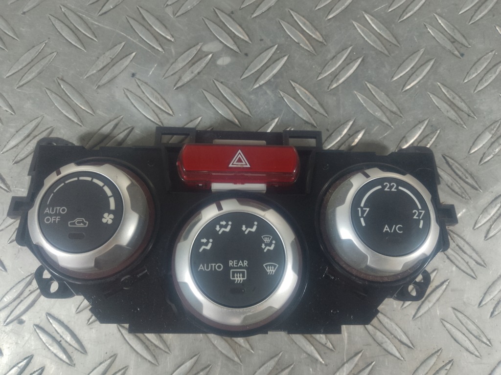 фото №1, Subaru forester iii sh 08-13 панель кондиционера 72311sc330